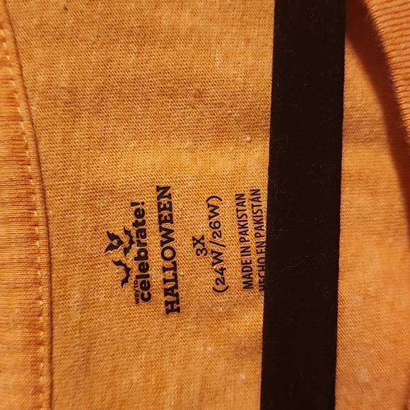 ‼️50%_5+Bundles‼️ HAPPY HALLOWEEN T-Shirt B1 - Picture 4 of 7